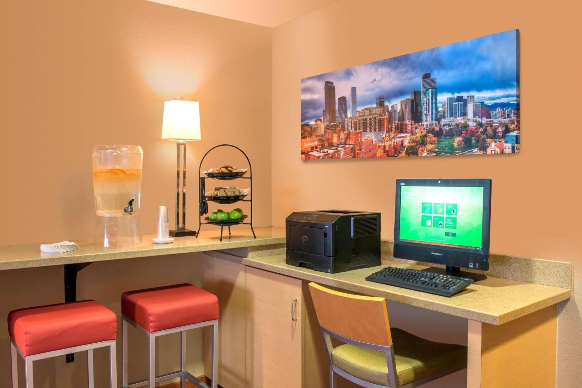 Towneplace Suites By Marriott Boulder Broomfield/Interlocken Exterior photo